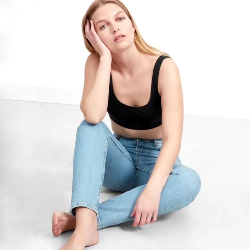 Everlane The Tank Bra in Black•S